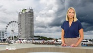 Alexandra Bauer moderiert das Schleswig-Holstein Magazin um 18:00 Uhr. © Screenshot 