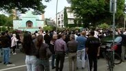 Protest vor der Blauen Moschee in Hamburg. © Screenshot 