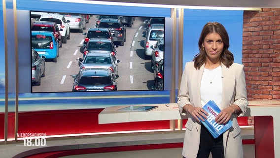 Lena Mosel moderiert Niedersachsen 18:00. © Screenshot 