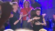 Rostocker Künstlerin Tomken gewinnt das Landespopfestival © Screenshot 