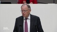 Stephan Weil (SPD), Ministerpräsident in Nidersachsen, am Rednerpult. © Screenshot 