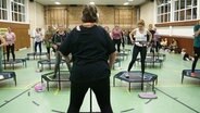 Ein Sportkurs des MTV Brunonia Harlingerode. © Screenshot 