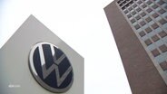 Ein Gebäude mit VW-Logo © Screenshot 