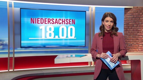 Lena Mosel moderiert Niedersachsen 18.00. © Screenshot 