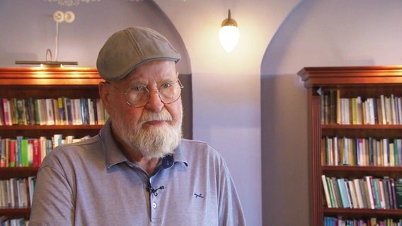 Gunter Mlynski vom Förderverein Schloss Stolpe. Gunter Mlynski vom Förderverein Schloss Stolpe. © Screenshot