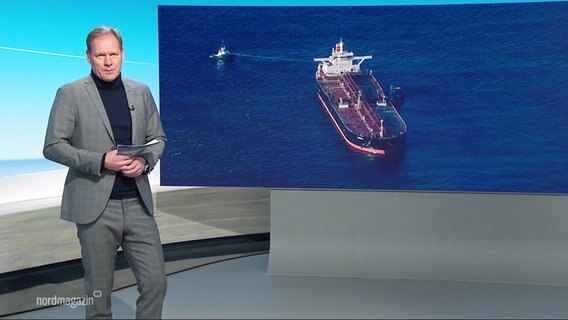 Thilo Tautz moderiert das Nordmagazin. © Screenshot 