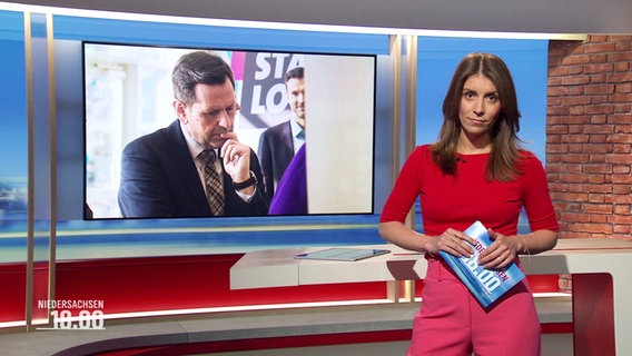 Moderatorin Lena Mosel © Screenshot 