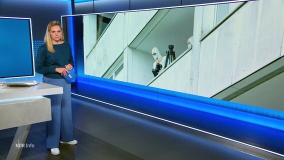 Juliane Möcklinghoff moderiert NDR Info um 17 Uhr. © Screenshot 