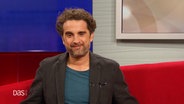 Schauspieler und Autor Oliver Wnuk zu Gast auf dem Roten Sofa © Screenshot 