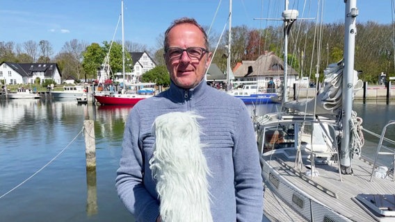 NDR Wetterexperte Stefan Kreibohm vom Wetterstudio auf Hiddensee. © Screenshot 