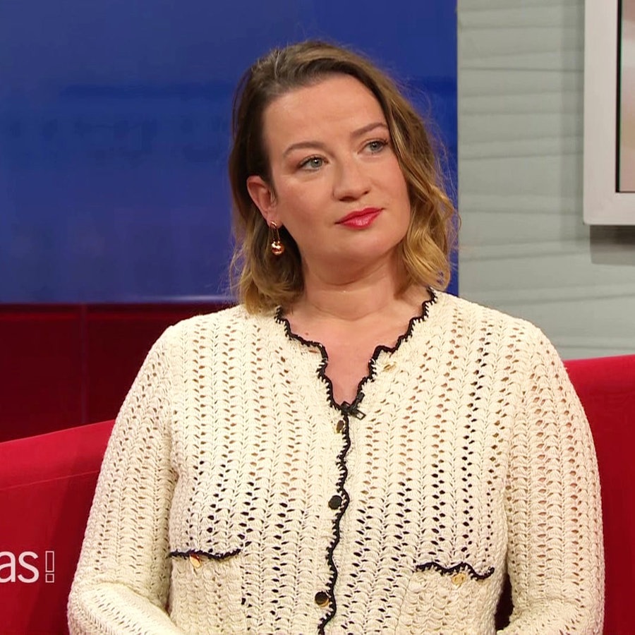 Die Schauspielerin Nina Gummich. © Screenshot 