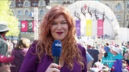 Reporterin Sophie Mühlmann berichtet vom Kirchentag. © Screenshot 