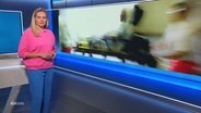 Moderatorin Juliane Möcklinghoff © Screenshot 