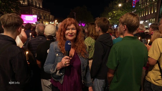 Sophie Mühlmann berichtet aus Hannover. © Screenshot 