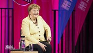 Die ehemalige Bundeskanzlerin Angela Merkel spricht beim Kirchentag in Hannover. © Screenshot 