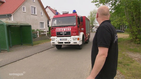 Ein Feuerwehrauto. © Screenshot 