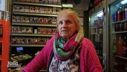 Ilse Rodewald in ihrem Kiosk am Kröpcke. © Screenshot 