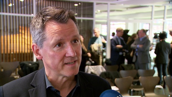 Der Vizepräses der Hamburger Handelskammer, Sascha Schneider. Der Vizepräses der Hamburger Handelskammer, Sascha Schneider. © Screenshot