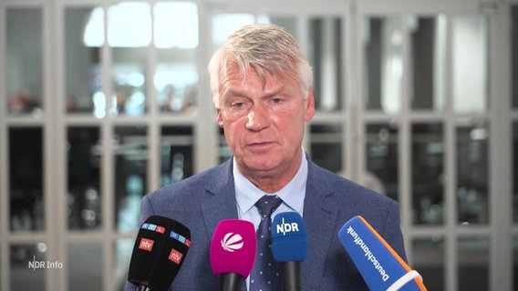 Landespolizeipräsident Axel Brockmann äußert sich zu den tödlichen Schüssen auf Lorenz A. © Screenshot 