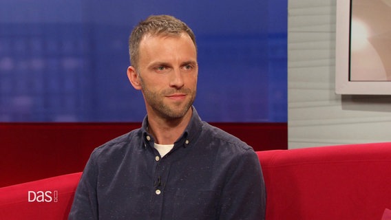 Autor und Wildtierexperte Moritz Klose im Studio bei DAS!. © Screenshot 