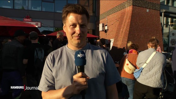 Sebastian Rieck berichtet vom Clubheim im Millerntor-Stadion. © Screenshot 