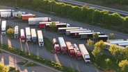 Lkw-Stellplätze aus Vogelperspektive. © Screenshot 