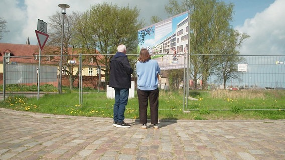 Ein Baustellenschild verkündet die Pläne für das Vinetarium Ein Baustellenschild verkündet die Pläne für das Vinetarium © Screenshot