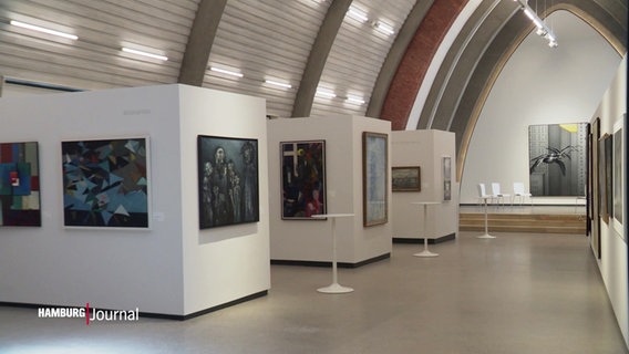 Blick in die Ausstellung in der Parabel in Hamburg-Ohlsdorf. Blick in die Ausstellung in der Parabel in Hamburg-Ohlsdorf. © Screenshot