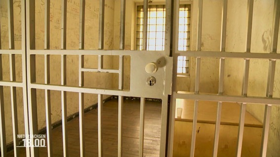 Eine Gefängniszelle. © NDR 