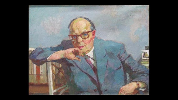 Gemälde eines älteren Mannes mit roter Brille und grauem Anzug.  