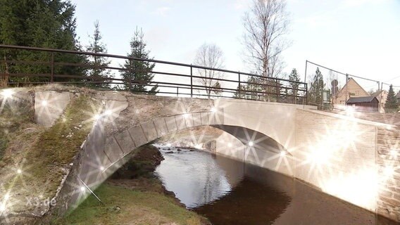 Eine Brücke in Kühnhaide im Erzgebirge.  
