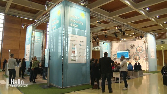 Ein Messestand auf der micro mobility expo in Hannover.  