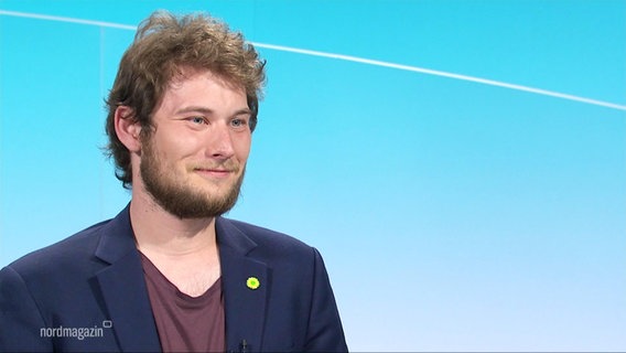 Der Grünen-Politiker Niklas Nienaß  