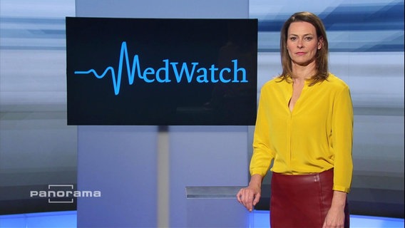 Moderatorin Anja Reschke im Studio.  
