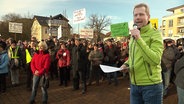 Proteste in Grünheide gegen die geplante Tesla Gigafactory  