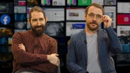 Freddy Radeke und Jakob Leube im Fake-Newsroom  