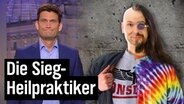 Christian Ehring mit einem Nazi-Hippie.  