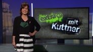 Sarah Kuttner moderiert Extra 3.  