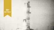 Raumfahrtrakete auf der Abschussrampe in Cape Canaveral kurz vor dem Start 1962  