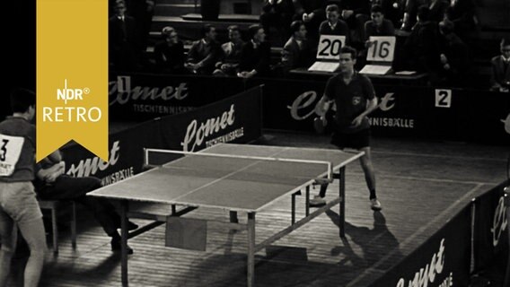 Tischtennisspieler bei einem Qualifikationsturnier in Osnabrück 1960  