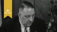 ÖTV-Vorsitzender Adolph Kummernuss beim Interview (1961)  