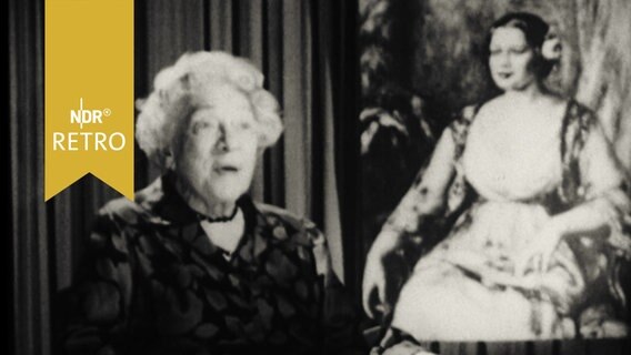 Schauspielerin Tilla Durieux vor einem Renoir-Gemälde ihrer selbst beim Interview (1964)  
