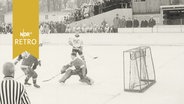 Eishockey-Regionalliga Spiel 1965: Hamburger SC - Preußen Berlin auf der Eisbahn in Planten un Blomen  