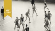 Szene aus einem Basketball-Oberliga-Spiel 1965  