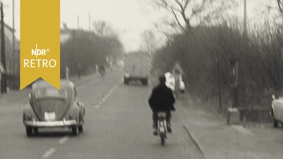 Ortsdurchfahrt auf der B 404 im Jahre 1960  