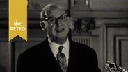 Finanzsenator Herbert Weichmann bei Rede in der Hamburger Bürgerschaft 1962  