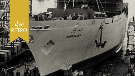 Stapellauf des Passagierschiffs "Algazayer" in Hamburg-Finkenwerder 1962  