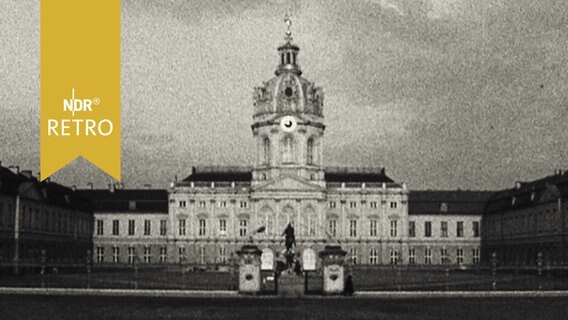 Panoramabild Schloss Charlottenburg in Berlin (1962)  