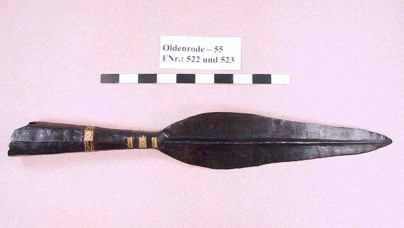 Germanenspeer (restauriert) gefunden am Harzhorn Kalefeld © Niedersächsisches Landesamt für Denkmalpflege Foto: Christa Fuchs