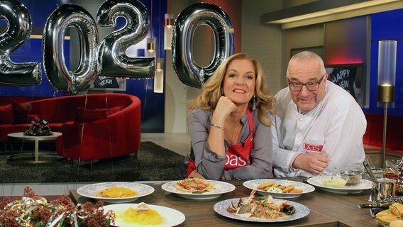 Bettina Tietjen und Rainer Sass © NDR/dm-film Foto: Florian Kruck